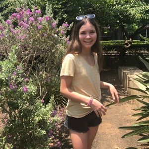 Meet your Posher, Annie